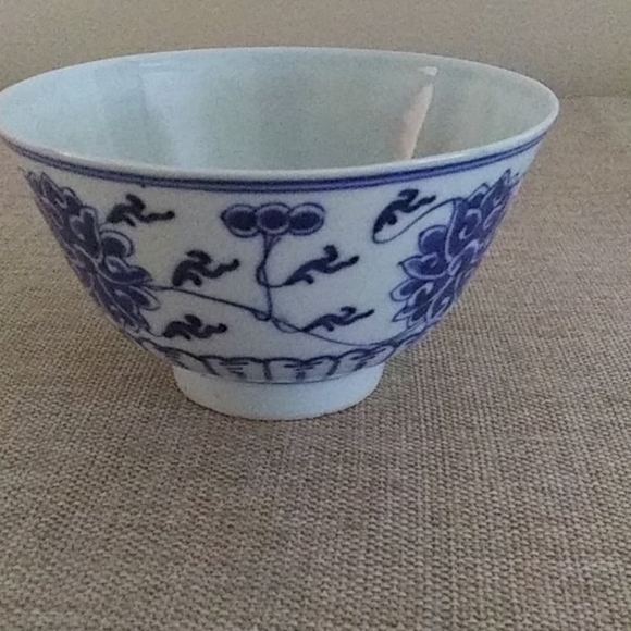 Blue & White Rice Bowl - Picture 3 of 8